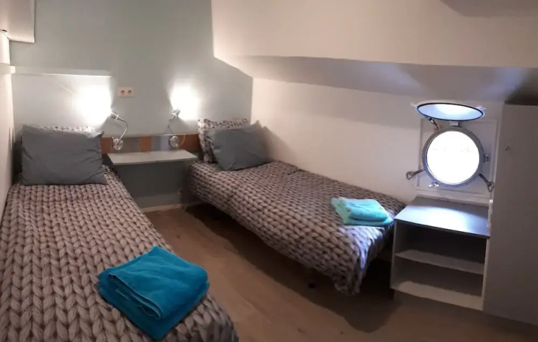 Rooms on Water