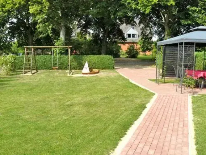 Holiday Home An den Linden