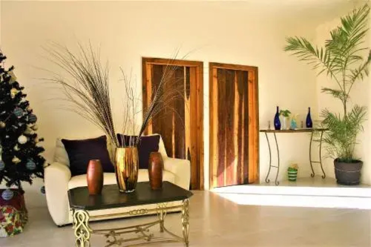 Mayan Majesty Boutique Hotel