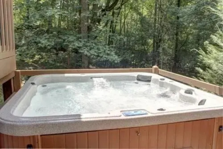 Creekside Cove