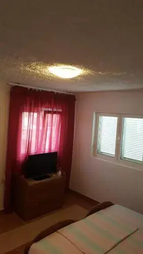 Apartments Vlahovic
