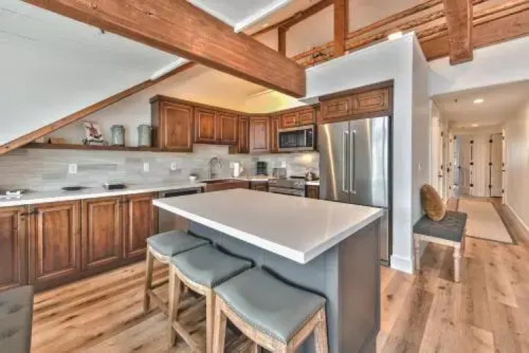 Deer Valley Black Bear Penthouse