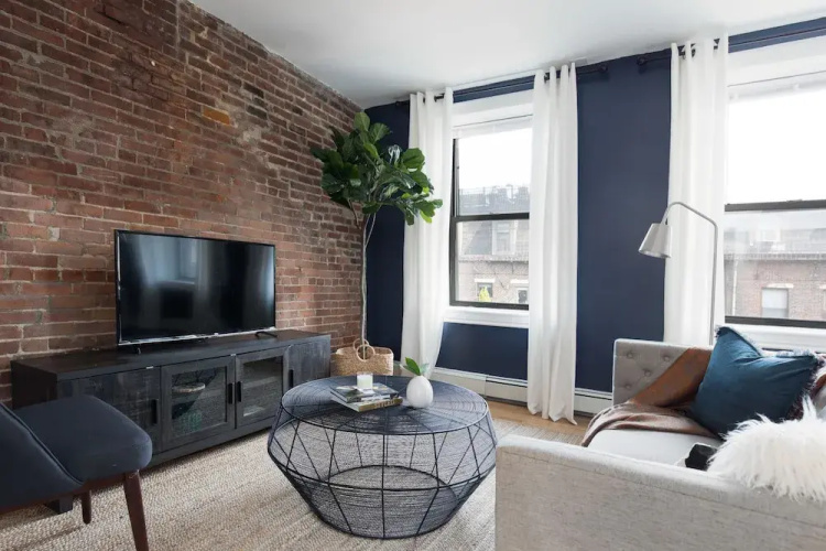 Contemporary South End Suites by Sonder
