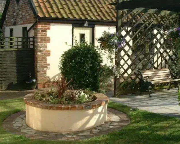 Low Farm Cottages