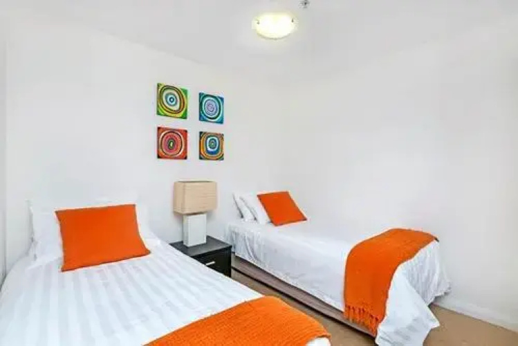 The Apartment Service HELP7