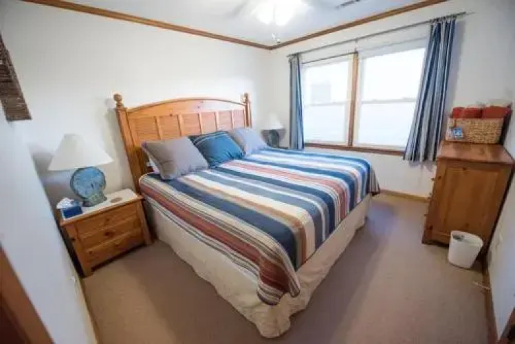 ADoryble 4 Br home by RedAwning