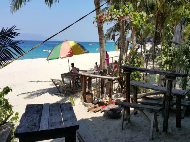 Coco Aroma Restobar & Cottages