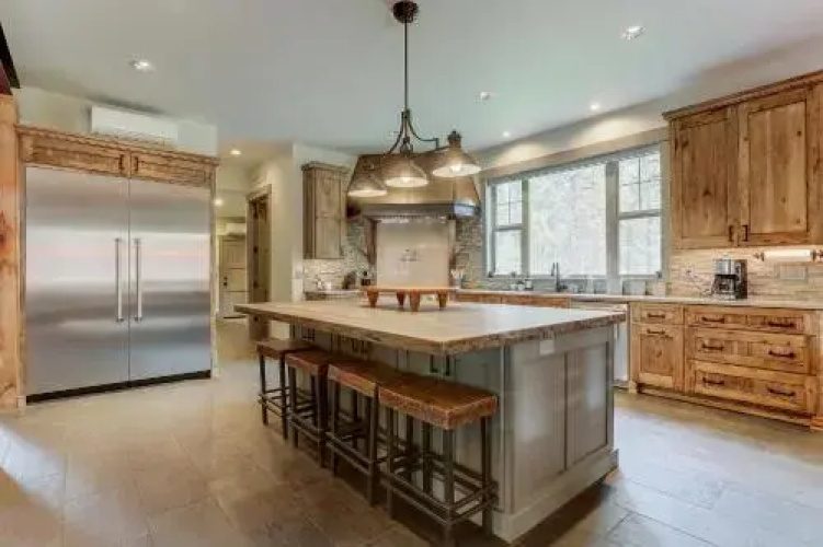 Canyon Ranch - 5 Br Home