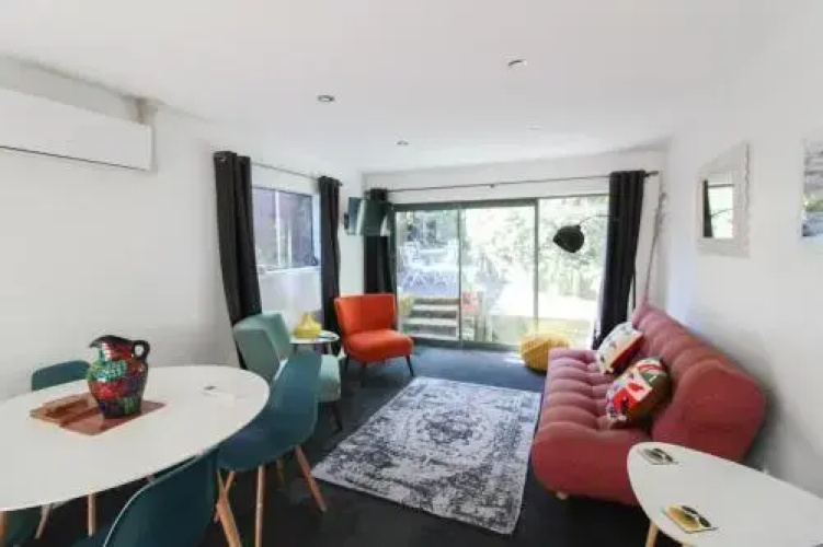 Sandymount Cottage