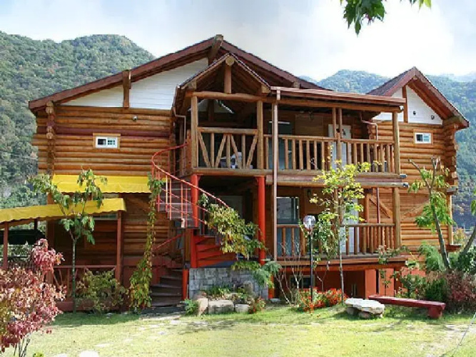 Chuok Pension
