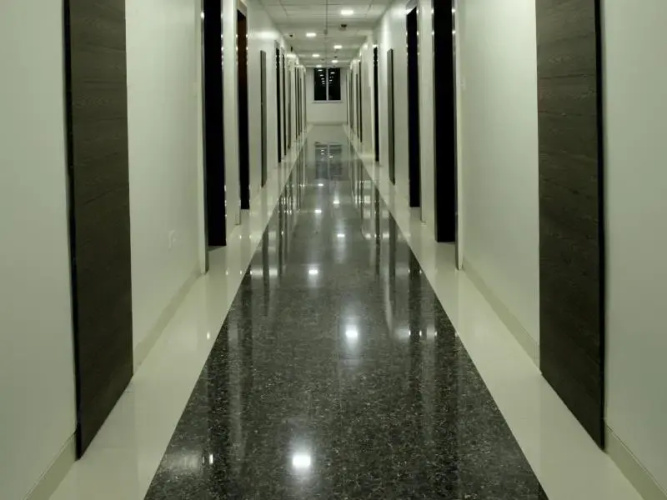 Hotel Raviraj
