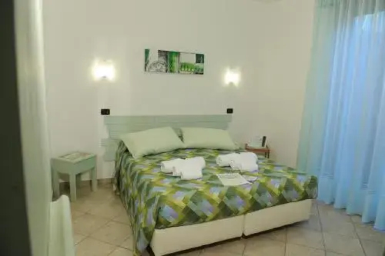 A 2 Passi Dagli Dei