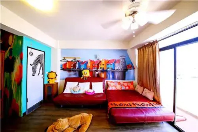 Tainan Station B&B