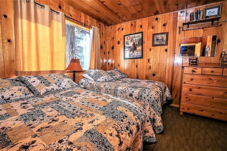 0450 - Shore Acres Lodge Unit 106 to Unit 111