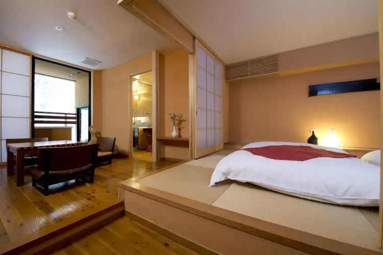 Nasuitamuro Onsen, Onsen Ryokan Yamaki