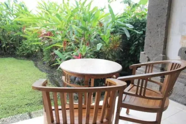 嘭嘭旅馆(BOM BOM House)