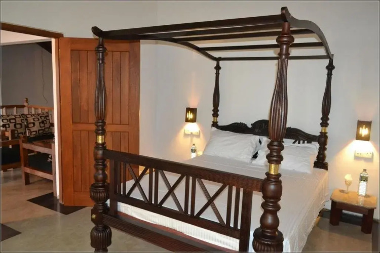 Sano rich Lagoon VillaOver view