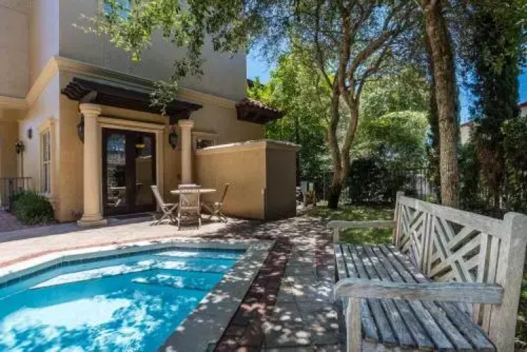 2216 Hwy 83S Eureka - Four Bedroom House