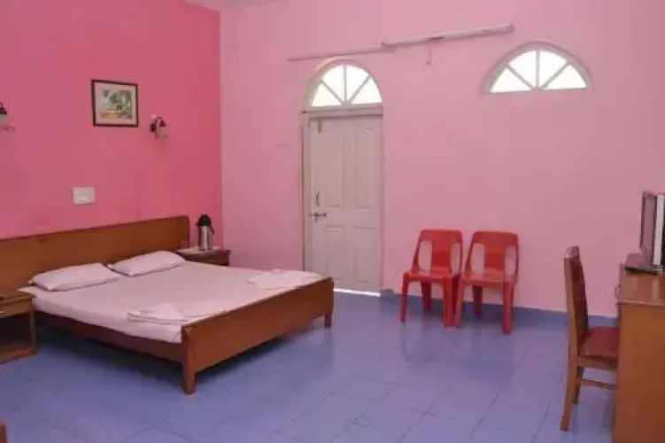 Mayem Lakeview