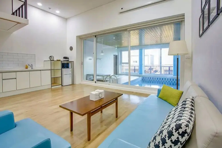 Yeongdeok B Side Pool Villa