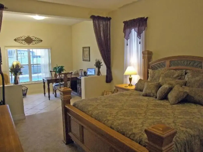 Formosa Gardens Five-bedroom