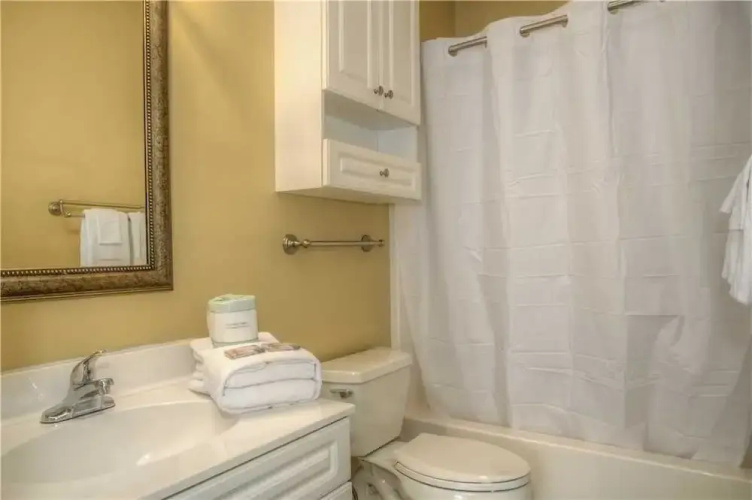 Magnolia Place 202-4703