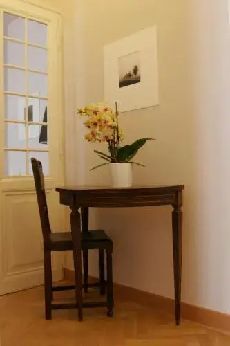 Roman Suite Guest House