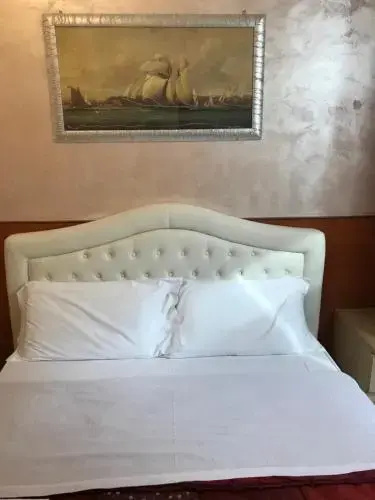 Roma Palace Inn
