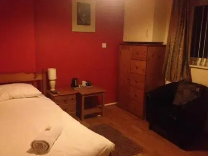 Red Lion Accommodation