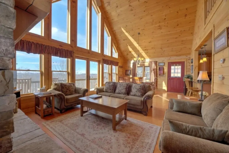 All Decked Out - 4 Br Cabin