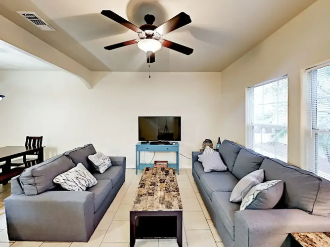 Prime Location #304 - 3 Br Townhouse