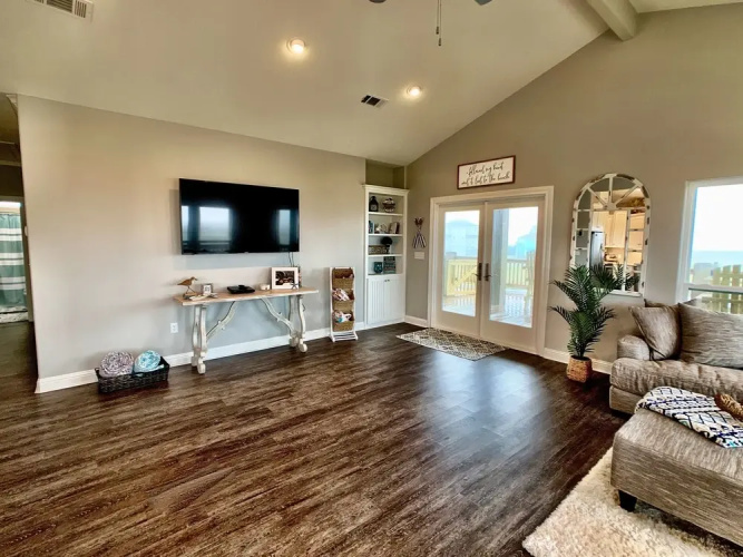 Sea Shift - 3 Br Home