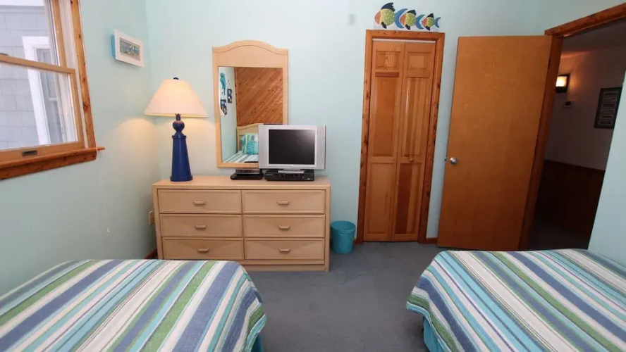 Shellbound Whalehead - 4 Br Home