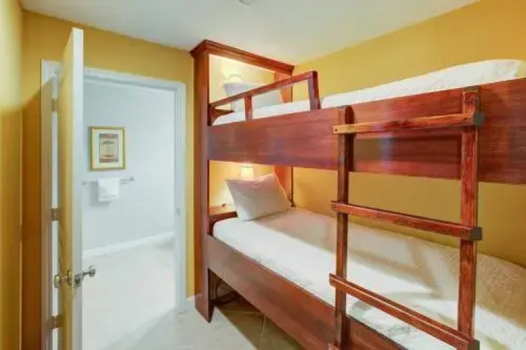 Beach Resort 404