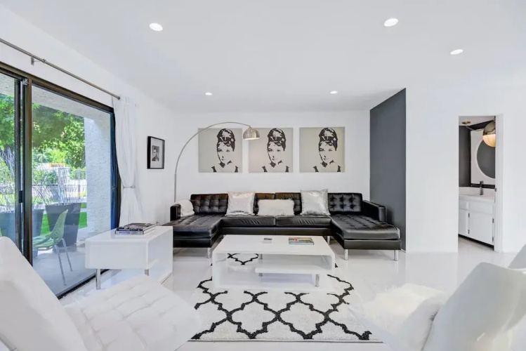 411 West Arenas Road Condo Unit 7 by RedAwning
