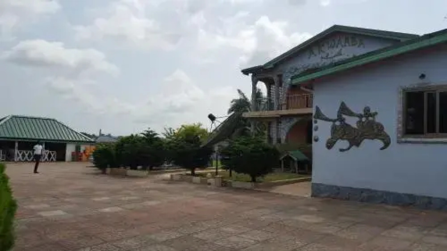 La Bonita Hotel