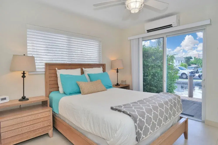 Affinity Riverside One - Waterway Views, Pool, Dock, Near Beach
