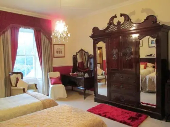 Priskilly Forest Country House