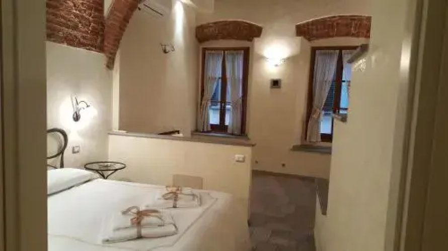 Via Faenza 2bd