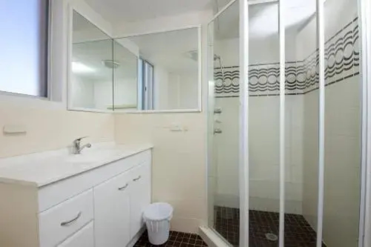 Beachpoint, Unit 303, 28 North Street