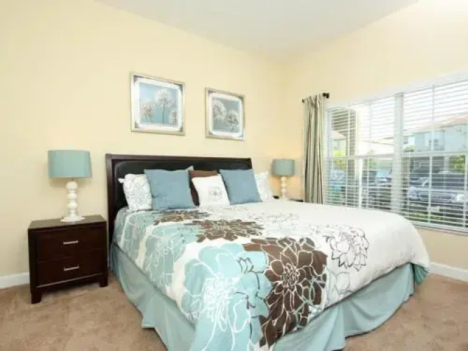Cuban Palm Townhome 8946