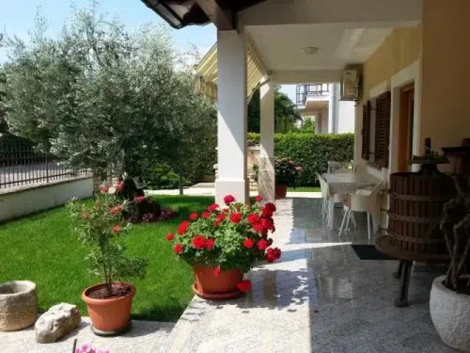 Nevija B&B