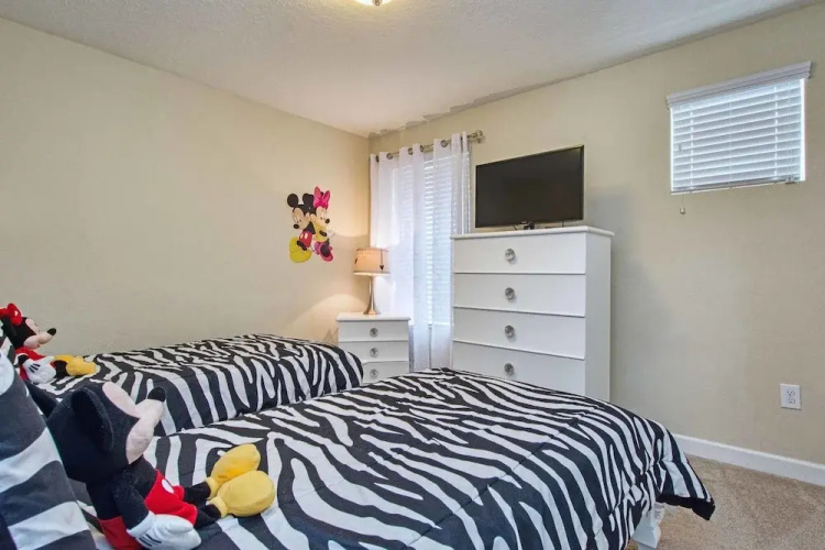 Paradise Palms 2936