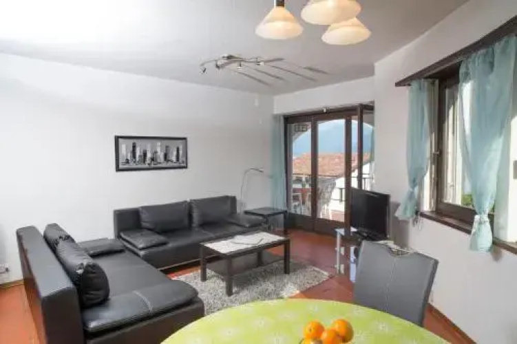 Residenza Viramonte - Casa Bianca