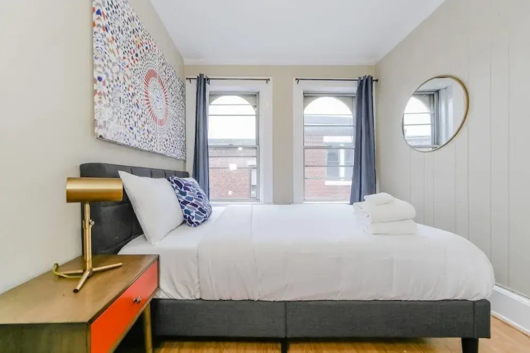 Classic 3br/1ba in Little Italy