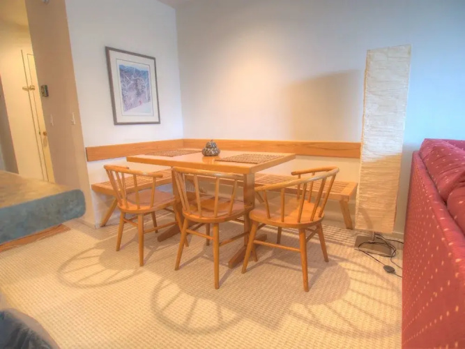 Sugarbush Condo by RedAwning