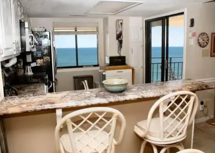 Xanadu III 805 - 4 Br Condo