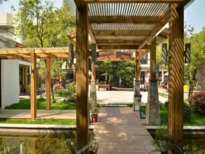 Shaoxing Tree House Hostel