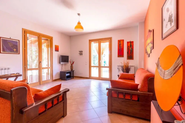 Calarossa Sunset Cottage
