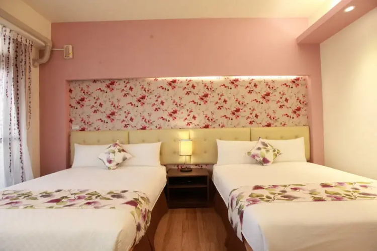 Heyuan B&B